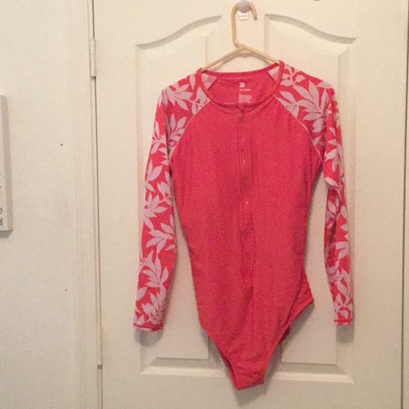All In Motion Swimwear watermelon and white. Size XL - Picture 1 of 4